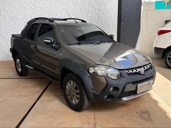 FIAT STRADA 1.8 MPI ADVENTURE CD 16V FLEX 2P AUTOMATIZADO FIAT STRADA 1.8 MPI ADVENTURE CD 16V FLEX 2P AUTOMATIZADO